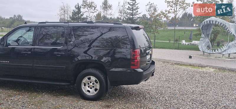 Позашляховик / Кросовер Chevrolet Suburban 2013 в Богородчанах