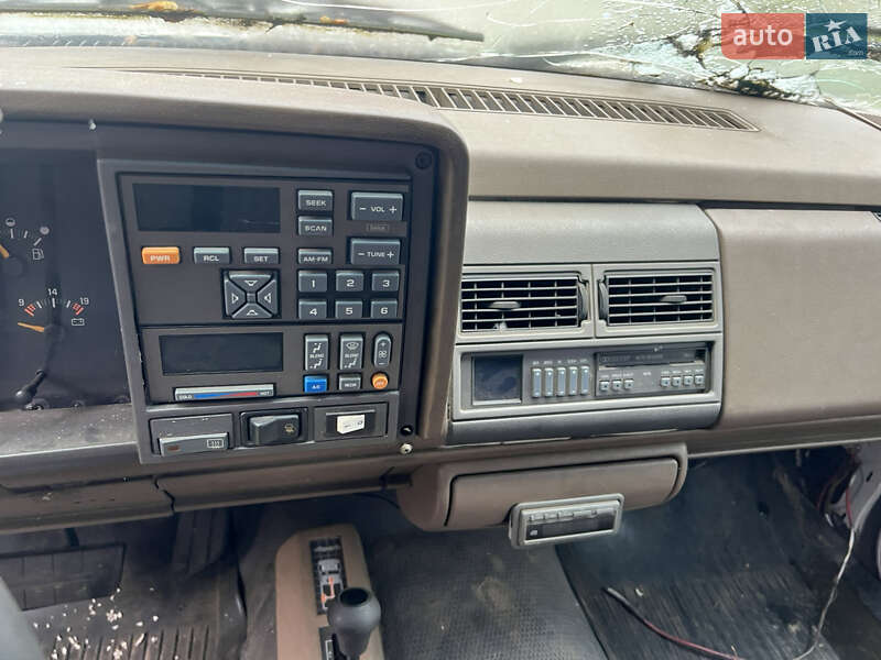 Внедорожник / Кроссовер Chevrolet Suburban 1992 в Козельце фото 11 Внедорожник / Кроссовер Chevrolet Suburban 1992 в Козельце