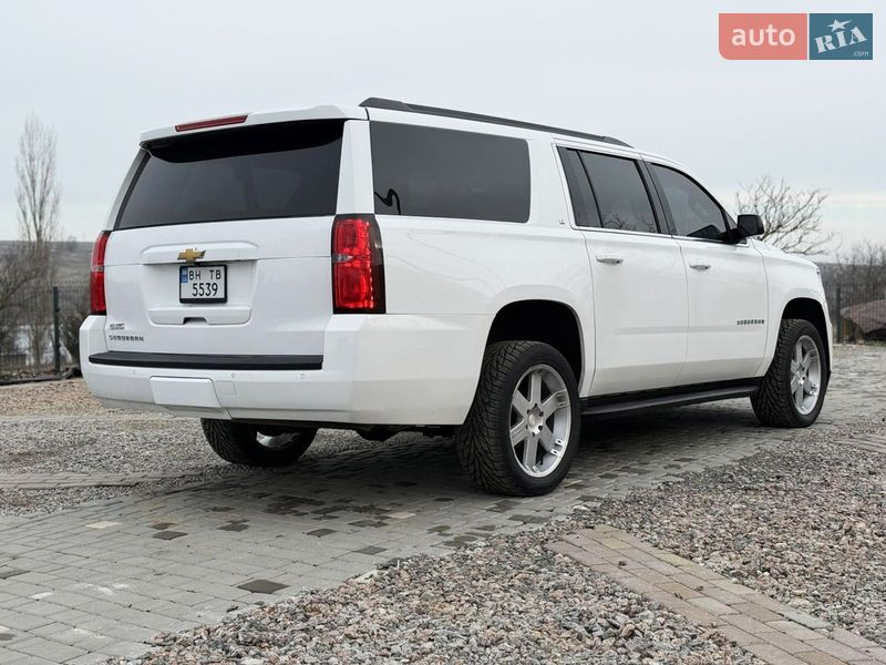 Внедорожник / Кроссовер Chevrolet Suburban 2019 в Одессе