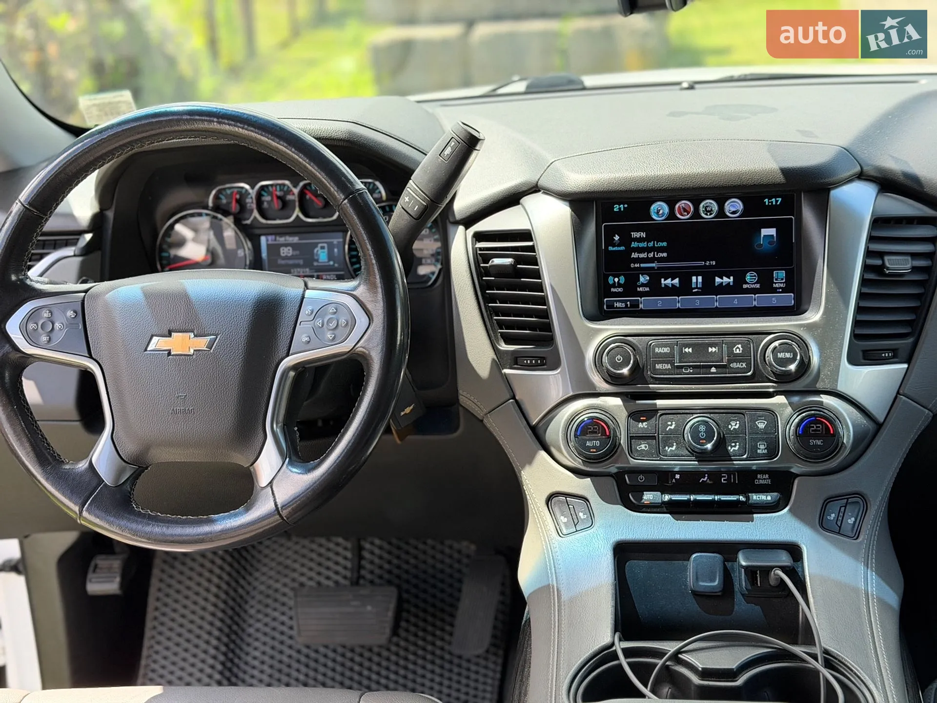 2019 Chevrolet Suburban - мініатюра 13