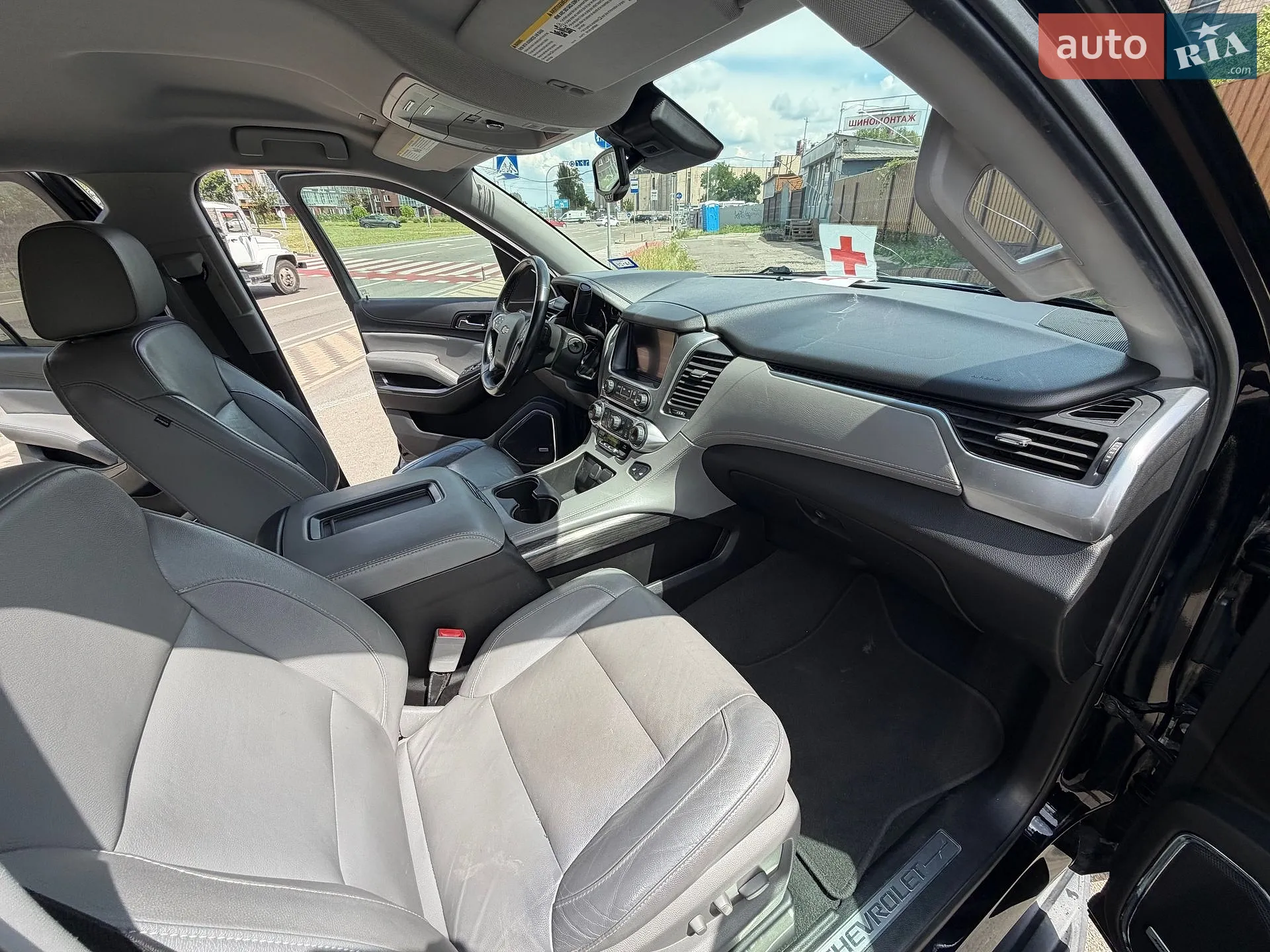 2018 Chevrolet Suburban - мініатюра 8