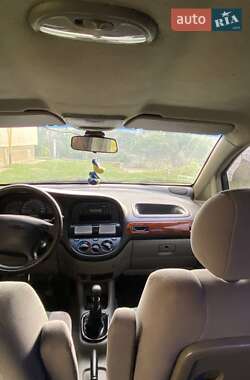 Минивэн Chevrolet Tacuma 2004 в 