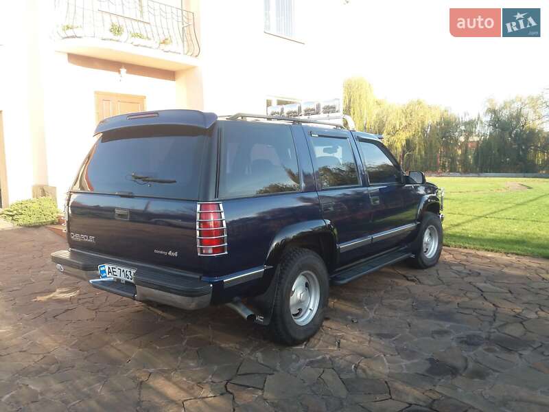 Внедорожник / Кроссовер Chevrolet Tahoe 1997 в Кривом Роге