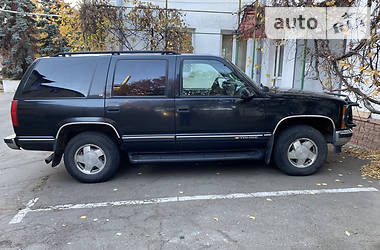 Внедорожник / Кроссовер Chevrolet Tahoe 1999 в Киеве