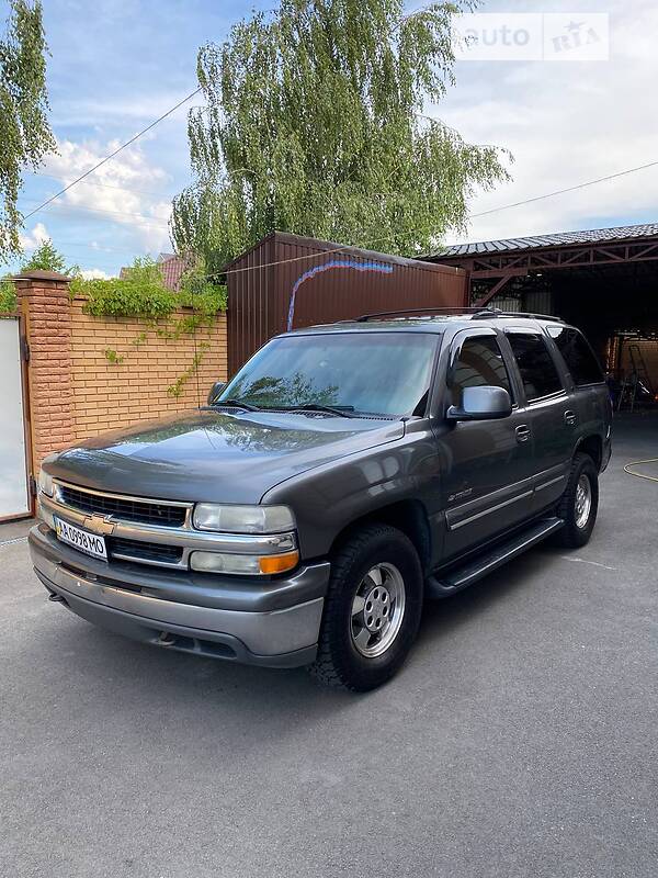 Внедорожник / Кроссовер Chevrolet Tahoe 2002 в Киеве