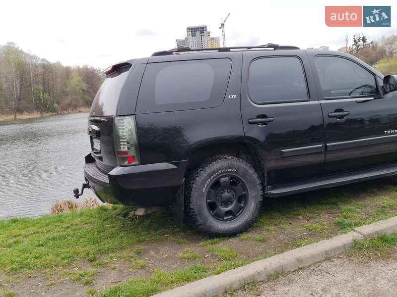 Внедорожник / Кроссовер Chevrolet Tahoe 2006 в Киеве
