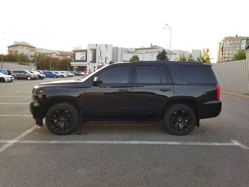 Позашляховик / Кросовер Chevrolet Tahoe 2018 в Харкові
