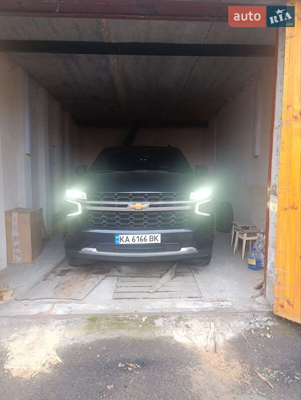 Внедорожник / Кроссовер Chevrolet Tahoe 2021 в Киеве