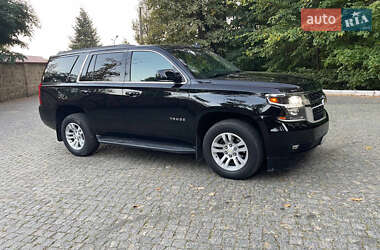 Внедорожник / Кроссовер Chevrolet Tahoe 2015 в 