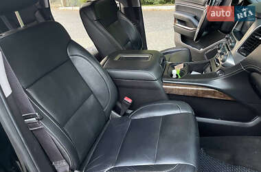 Внедорожник / Кроссовер Chevrolet Tahoe 2015 в 