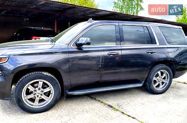 Позашляховик / Кросовер Chevrolet Tahoe 2016 в Острозі