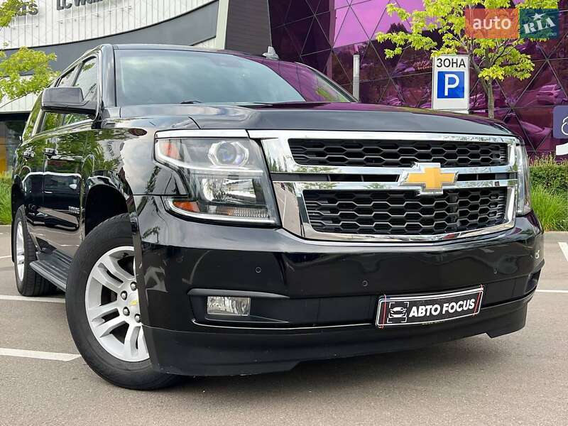 Позашляховик / Кросовер Chevrolet Tahoe 2015 в Києві