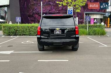 Внедорожник / Кроссовер Chevrolet Tahoe 2015 в 