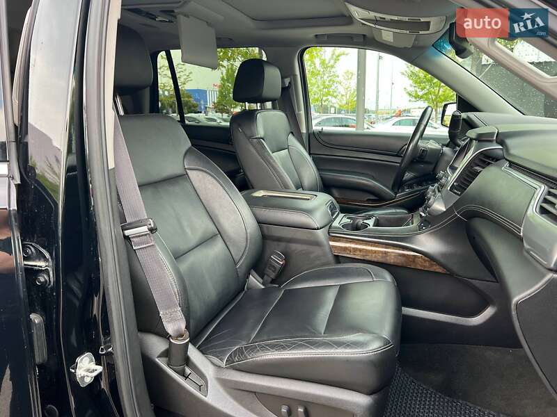 Позашляховик / Кросовер Chevrolet Tahoe 2015 в Києві