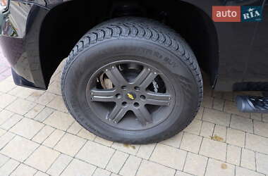 Внедорожник / Кроссовер Chevrolet Tahoe 2018 в 