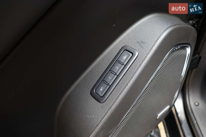 Внедорожник / Кроссовер Chevrolet Tahoe 2018 в Львове