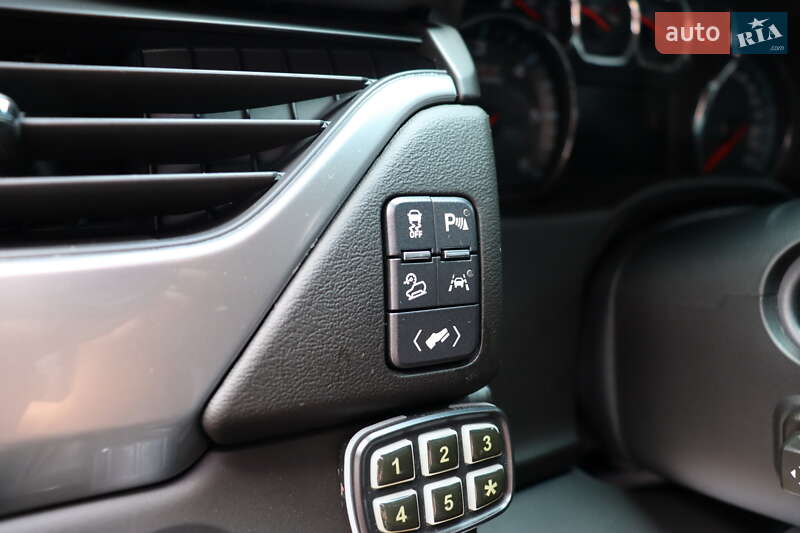 Внедорожник / Кроссовер Chevrolet Tahoe 2018 в Львове