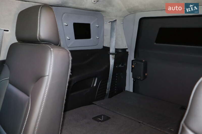 Внедорожник / Кроссовер Chevrolet Tahoe 2018 в Львове