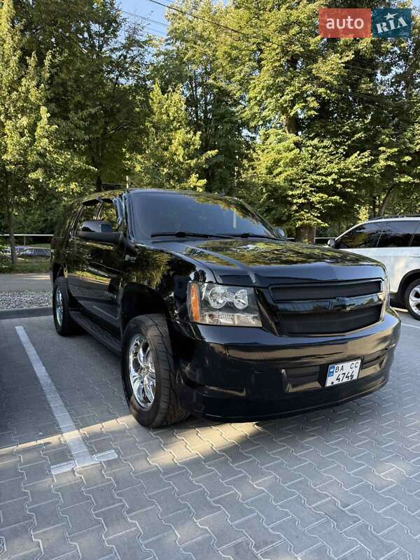 Внедорожник / Кроссовер Chevrolet Tahoe 2008 в 