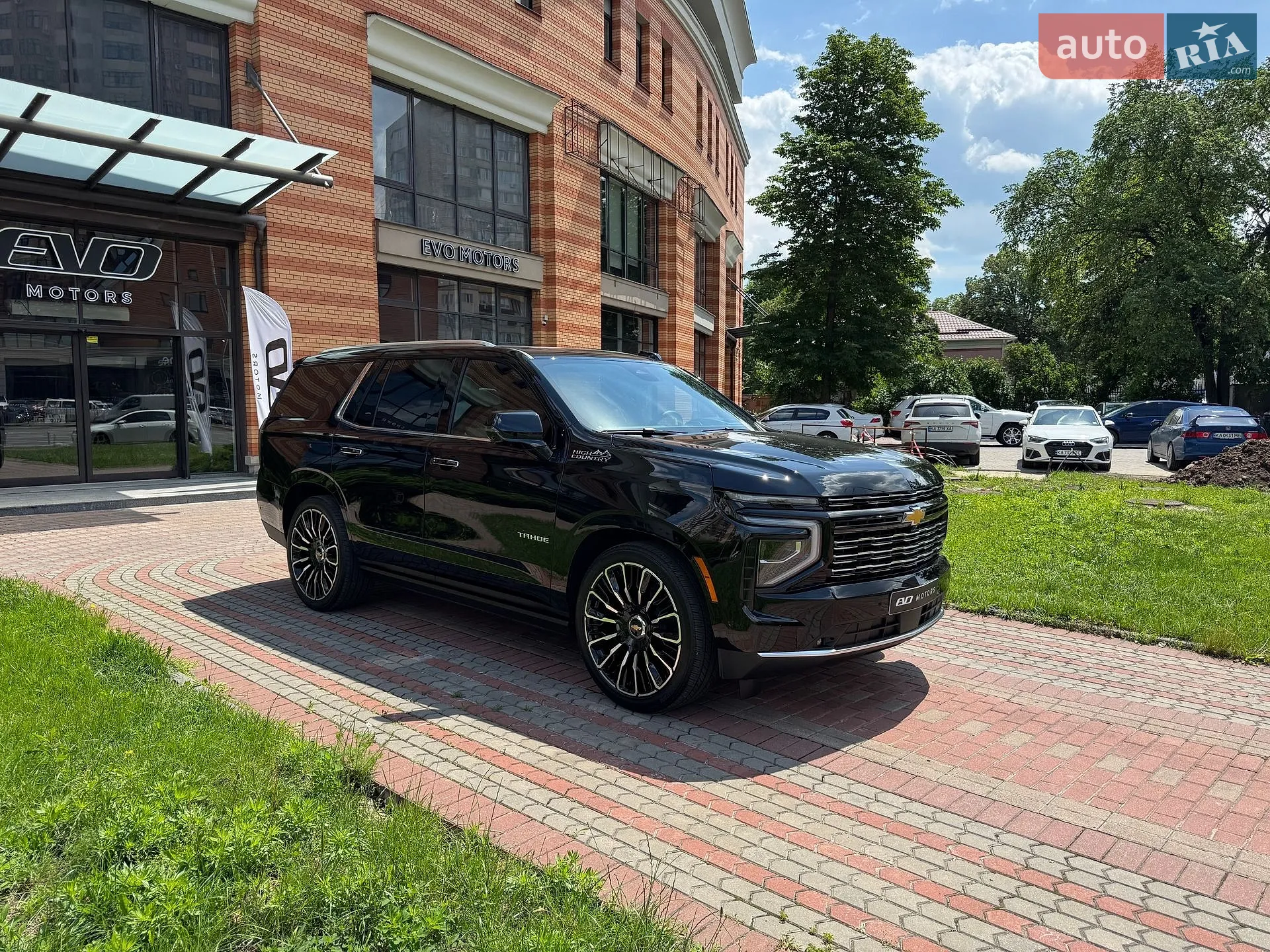 2026 Chevrolet Tahoe - мініатюра 23