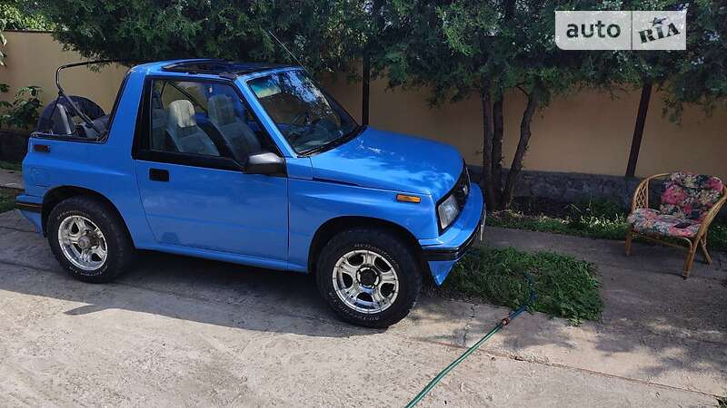 Кабриолет Chevrolet Tracker 1990 в Запорожье фото 3 Кабриолет Chevrolet Tracker 1990 в Запорожье