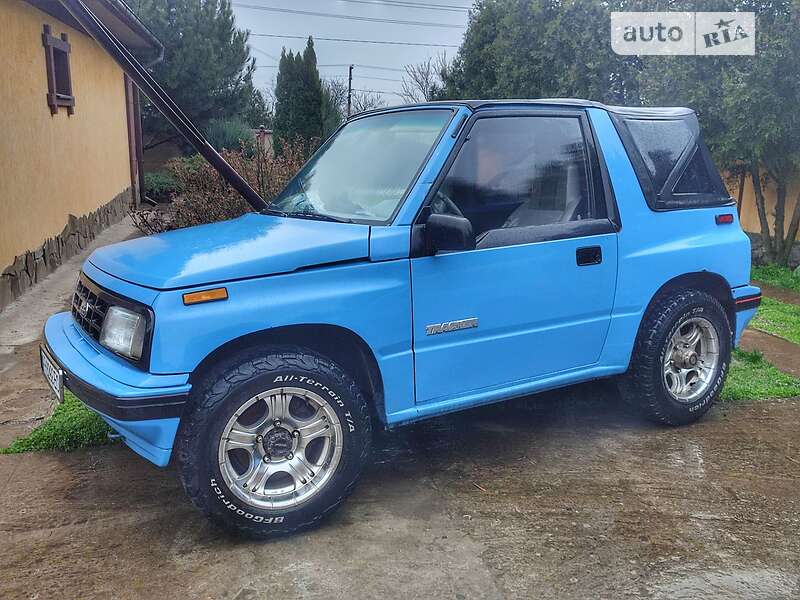 Кабриолет Chevrolet Tracker 1990 в Запорожье фото 27 Кабриолет Chevrolet Tracker 1990 в Запорожье