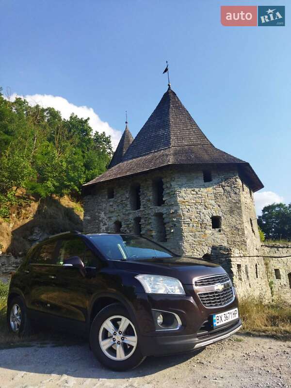 Внедорожник / Кроссовер Chevrolet Tracker 2014 в Каменец-Подольском