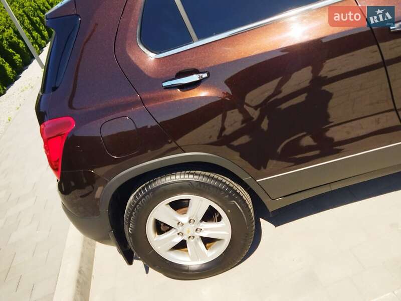 Внедорожник / Кроссовер Chevrolet Tracker 2014 в Каменец-Подольском