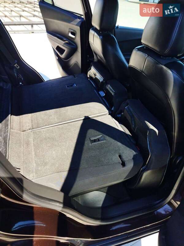 Внедорожник / Кроссовер Chevrolet Tracker 2014 в Каменец-Подольском