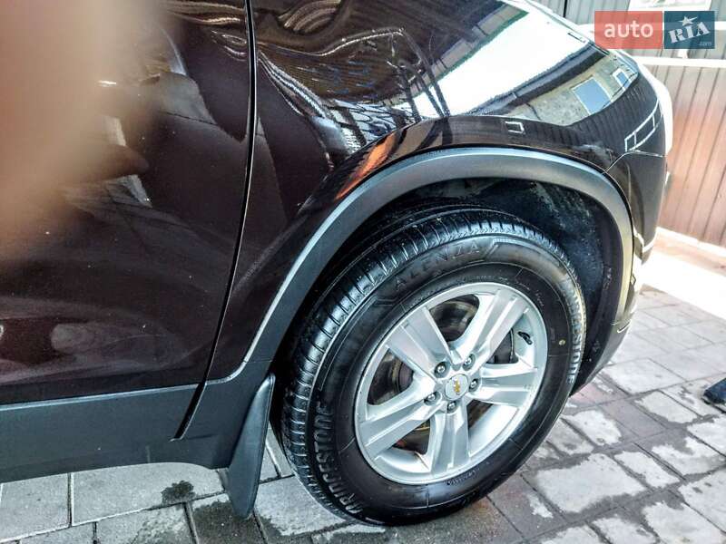 Внедорожник / Кроссовер Chevrolet Tracker 2014 в Каменец-Подольском