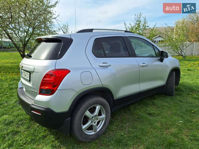 Внедорожник / Кроссовер Chevrolet Tracker 2014 в Сумах