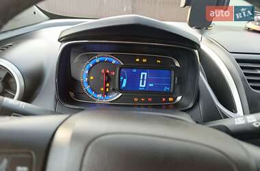 Внедорожник / Кроссовер Chevrolet Tracker 2016 в Жашкове