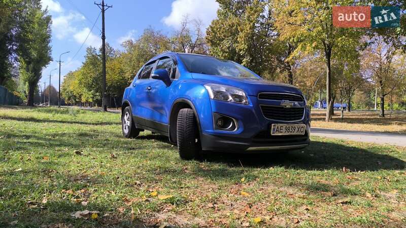 Внедорожник / Кроссовер Chevrolet Tracker 2013 в Кривом Роге