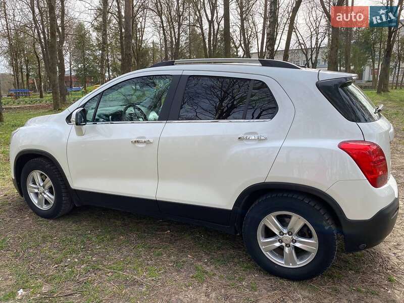 Внедорожник / Кроссовер Chevrolet Tracker 2014 в Харькове