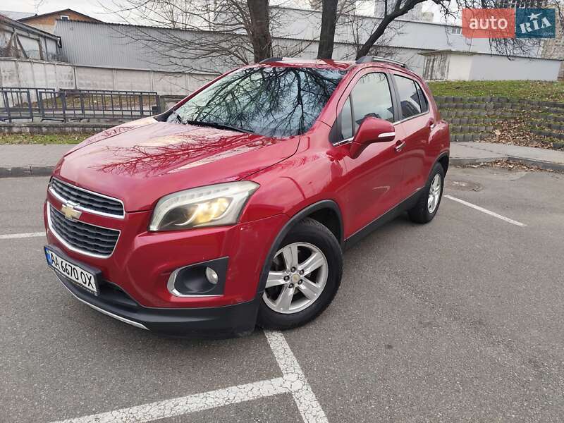 Позашляховик / Кросовер Chevrolet Tracker 2014 в Києві