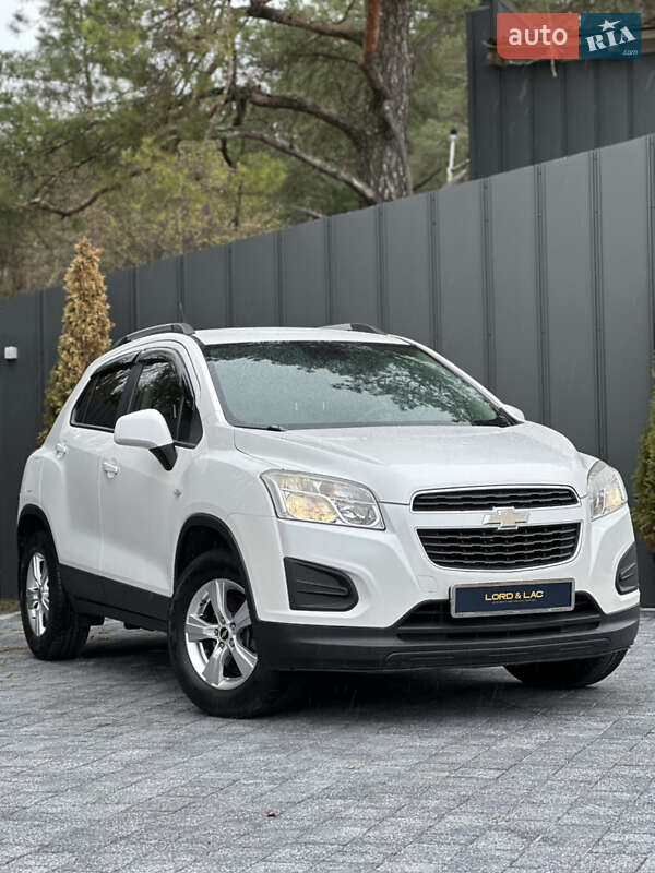 Позашляховик / Кросовер Chevrolet Tracker 2014 в 