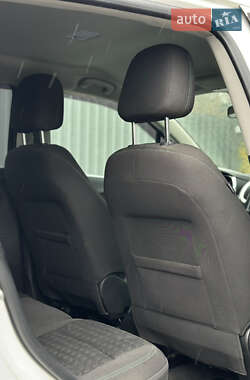 Позашляховик / Кросовер Chevrolet Tracker 2014 в 