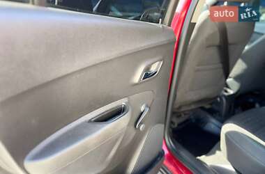 Внедорожник / Кроссовер Chevrolet Tracker 2014 в 