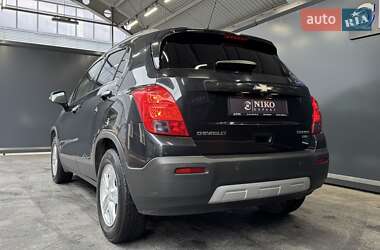 Внедорожник / Кроссовер Chevrolet Tracker 2013 в 