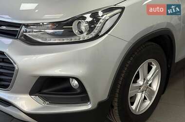 Позашляховик / Кросовер Chevrolet Tracker 2017 в  фото 5 Позашляховик / Кросовер Chevrolet Tracker 2017 в