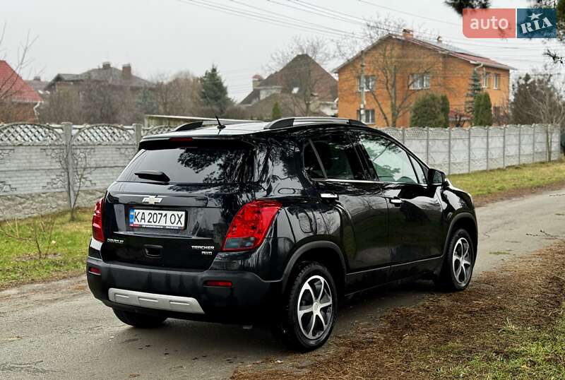 Внедорожник / Кроссовер Chevrolet Tracker 2013 в Киеве