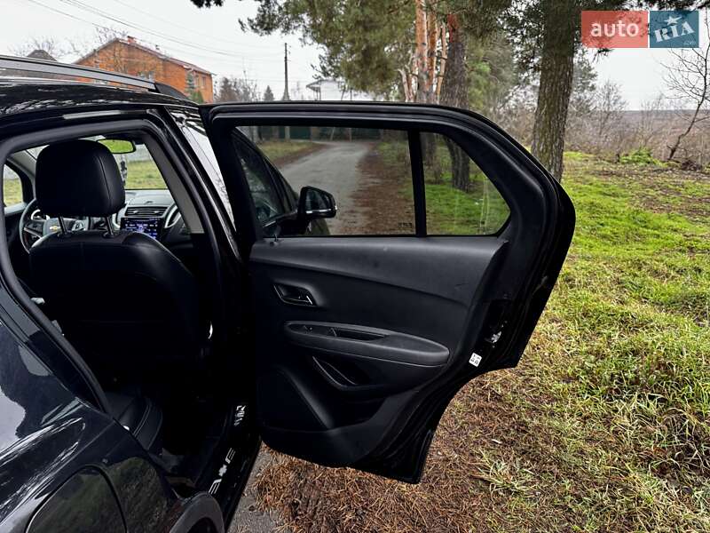 Внедорожник / Кроссовер Chevrolet Tracker 2013 в Киеве