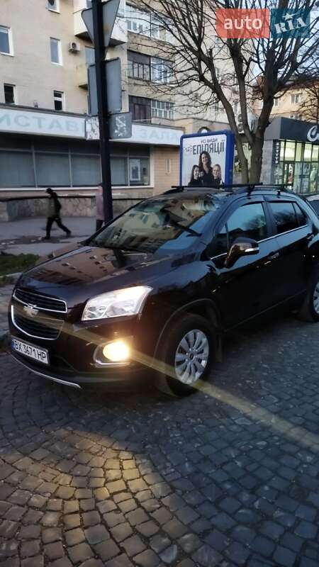 Внедорожник / Кроссовер Chevrolet Tracker 2014 в Каменец-Подольском