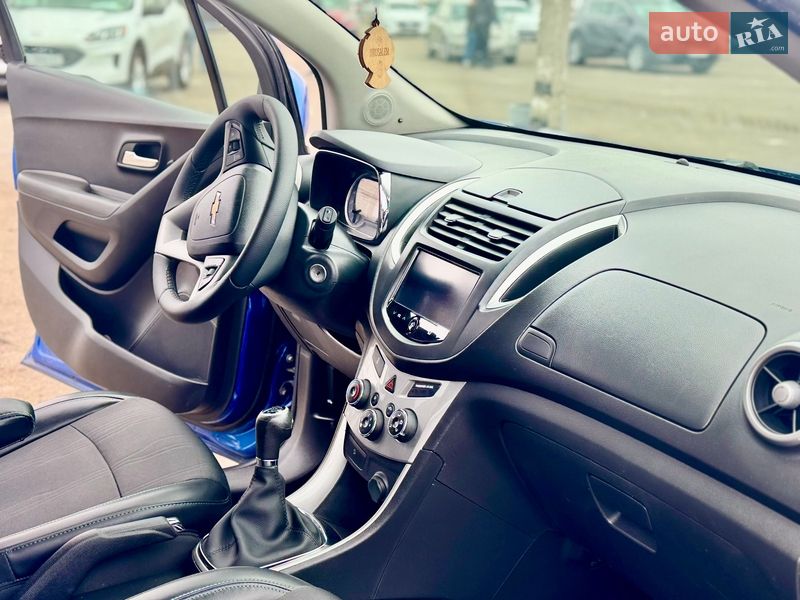 Позашляховик / Кросовер Chevrolet Tracker 2014 в Києві фото 10 Позашляховик / Кросовер Chevrolet Tracker 2014 в Києві