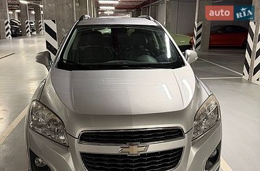 Позашляховик / Кросовер Chevrolet Tracker 2014 в Києві