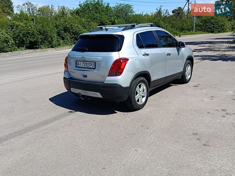Внедорожник / Кроссовер Chevrolet Tracker 2014 в Киеве