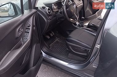Внедорожник / Кроссовер Chevrolet Tracker 2014 в Василькове Внедорожник / Кроссовер Chevrolet Tracker 2014 в Василькове