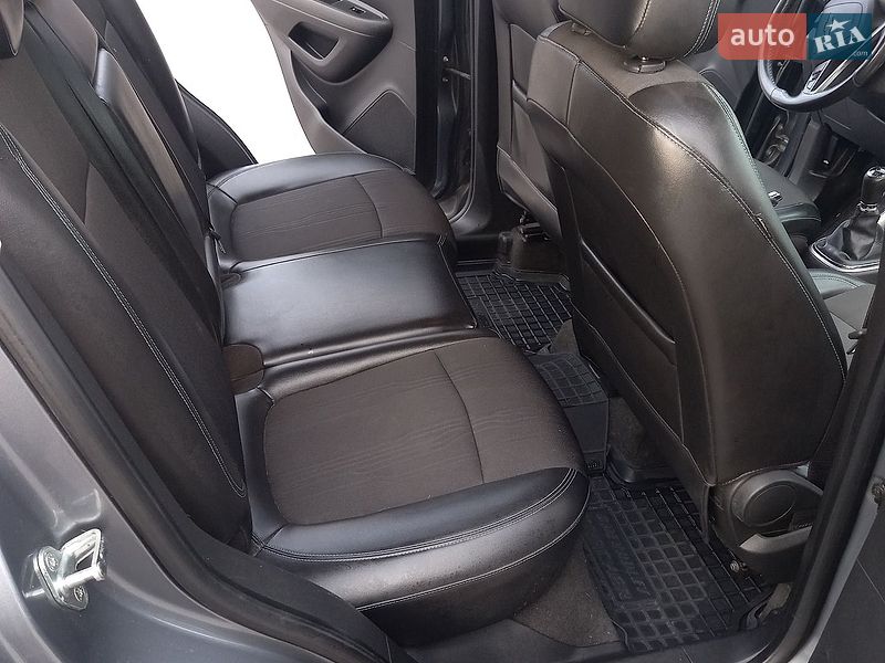 Внедорожник / Кроссовер Chevrolet Tracker 2014 в Василькове