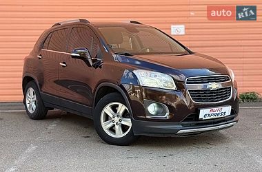 Внедорожник / Кроссовер Chevrolet Tracker 2014 в Киеве