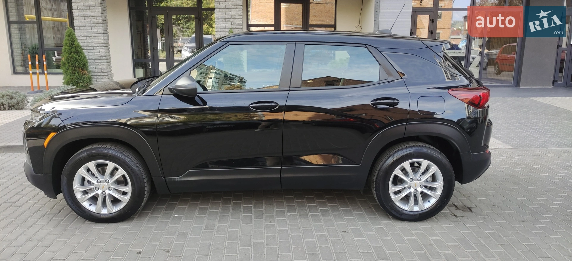 Chevrolet TrailBlazer 2021 VIN KL79MMS29MB174609 фото оголошення 3 з 31